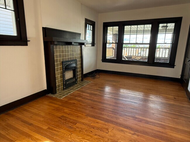 Foto del edificio - 800 Bayridge Ave