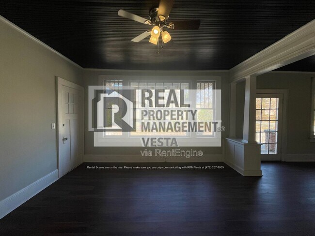 Foto del edificio - 2694 Cherokee Ave