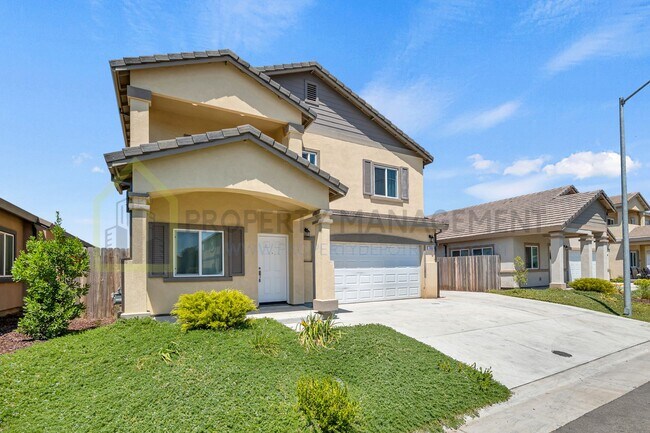 Building Photo - Modern & Spacious 5BD/3BA Home in South Sa...