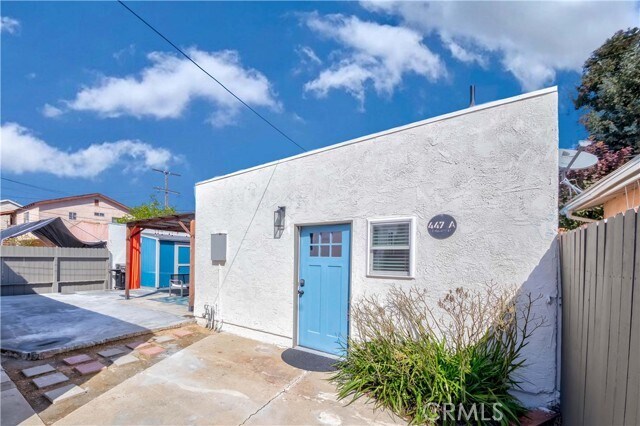 Primary Photo - 447 E Hullett St