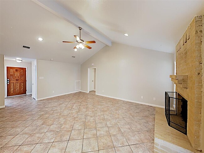 Foto del edificio - 15802 Echo Canyon Dr