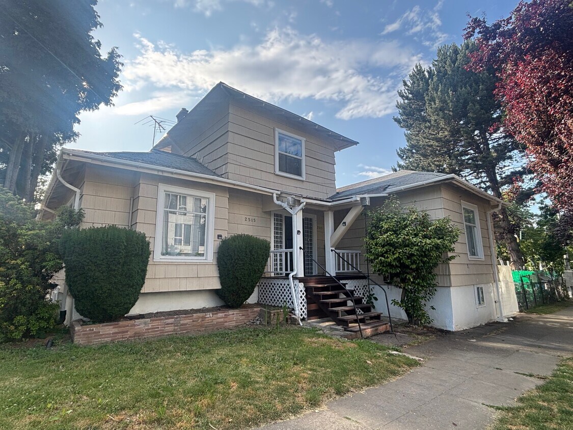 Foto principal - 2515 SE 28th Pl