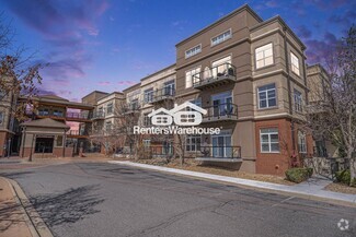 Building Photo - 5677 S Park Pl