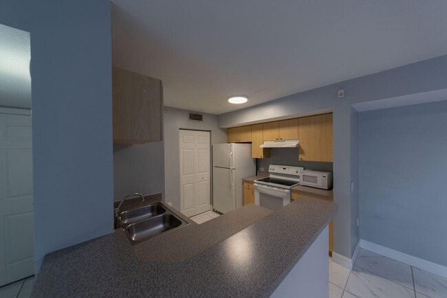 Foto del edificio - 505 Villa Cir