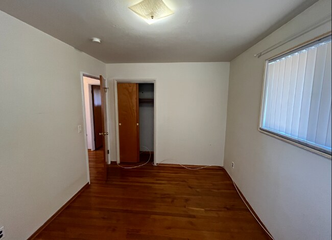 Foto del edificio - 11801 Bridgevale Ave