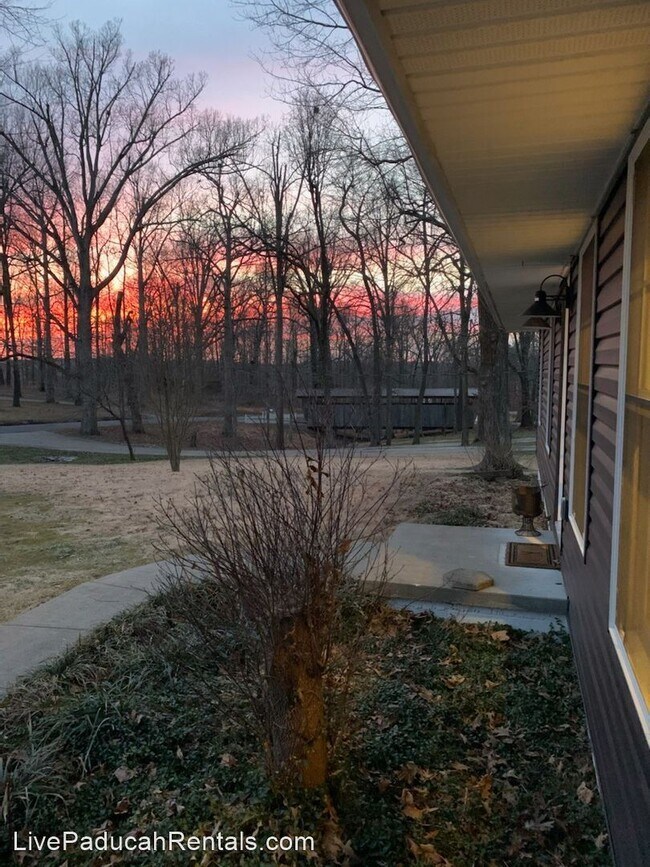 Foto del edificio - 3 br, 2 bath House - 345 Kloss Lane