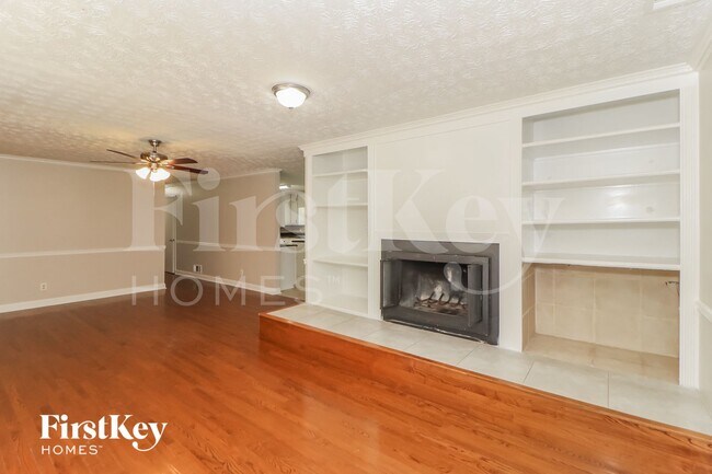 Foto del edificio - 2671 Pine Log Way