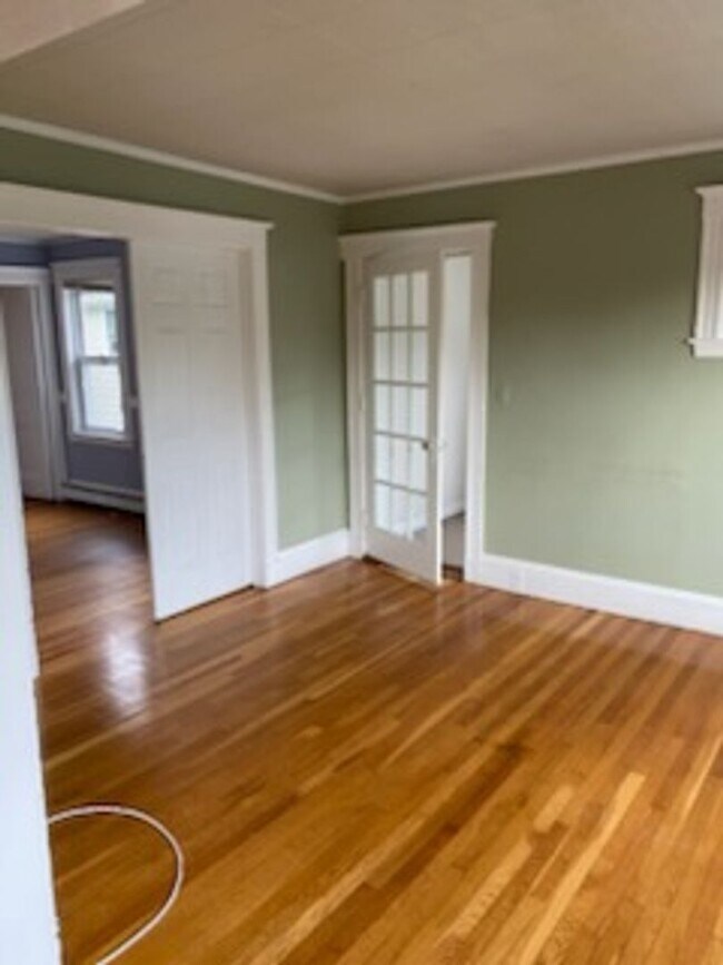 Foto del edificio - Lovely Brighton 4-bed, 2-bath Townhouse Near BC