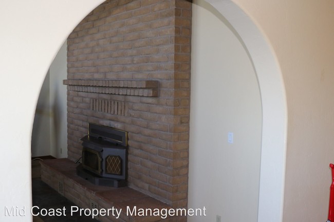 Building Photo - 4 br, 2 bath House - 7810 Airport Road