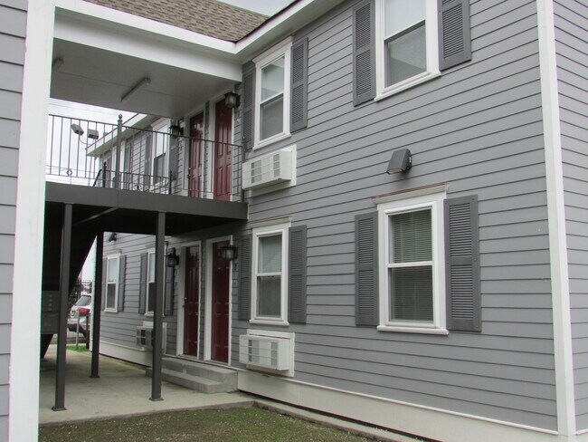 Building Photo - 3040 Fortin St