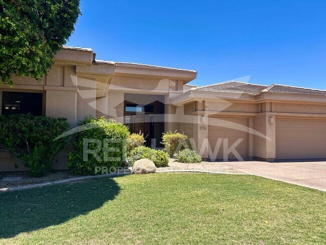 Foto del edificio - 1588 W Yosemite Pl