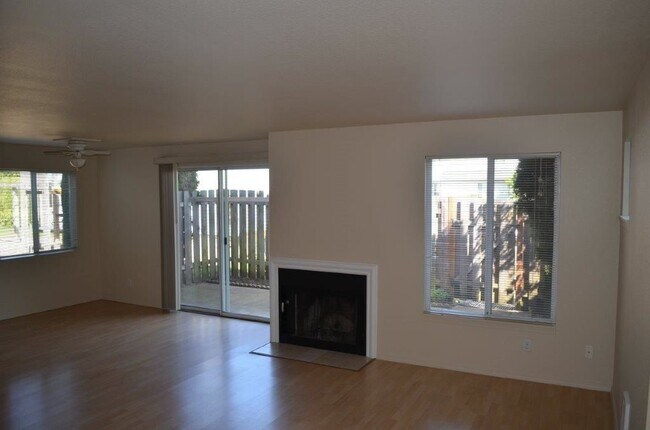 Foto del edificio - 7292 SE Thiessen Rd