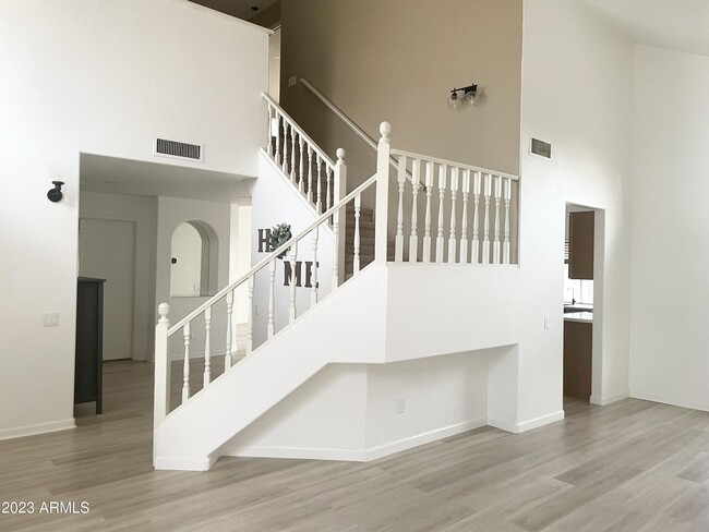 Building Photo - 11417 W Sage Ct