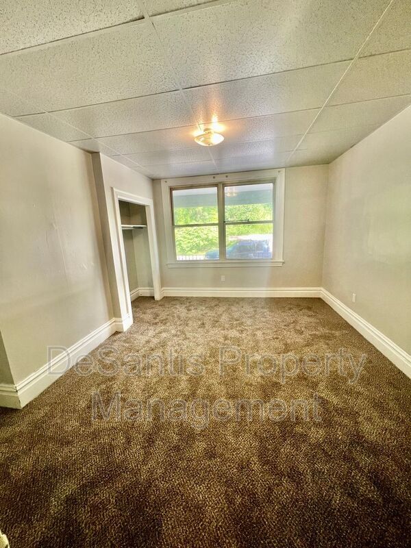 129 Mc Ginnis Ave Unit 1, Pitcairn, PA 15140 Condo for Rent in