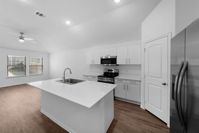 Foto del edificio - 409 Knoll Pines Drive