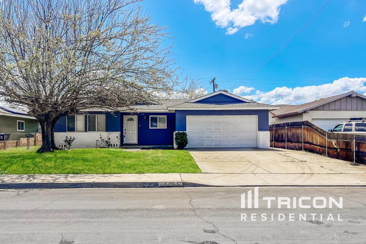 Foto principal - 41109 McDowell Street Hemet CA