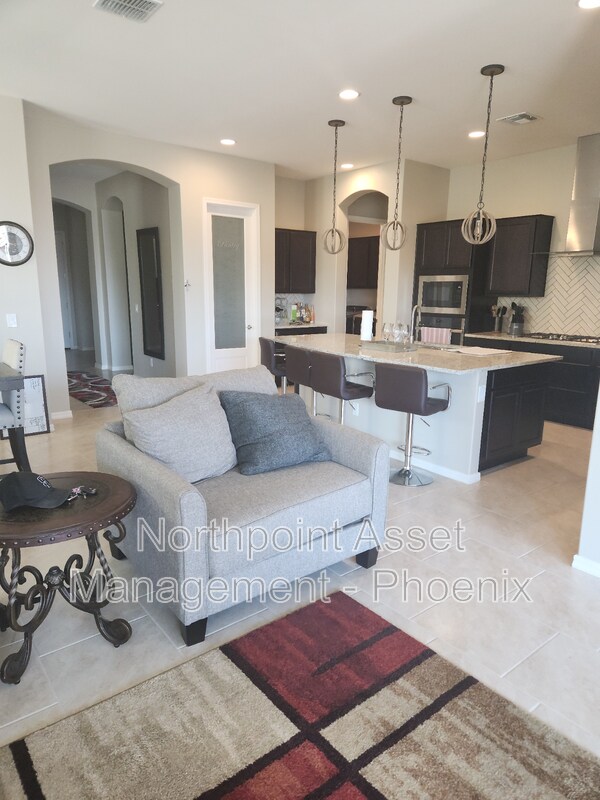 Foto del edificio - 16085 W Montana De Oro Dr