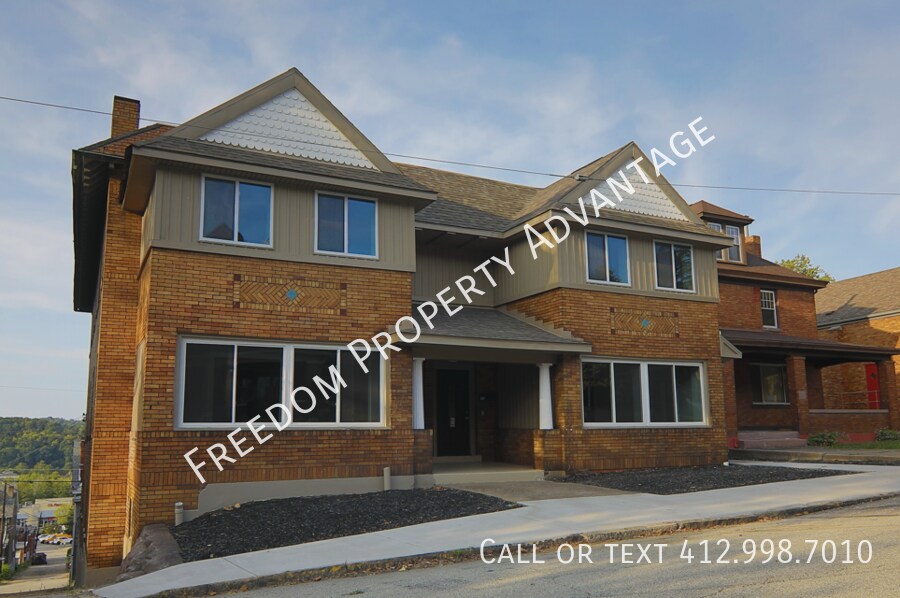 Primary Photo - 431 E 10th Ave