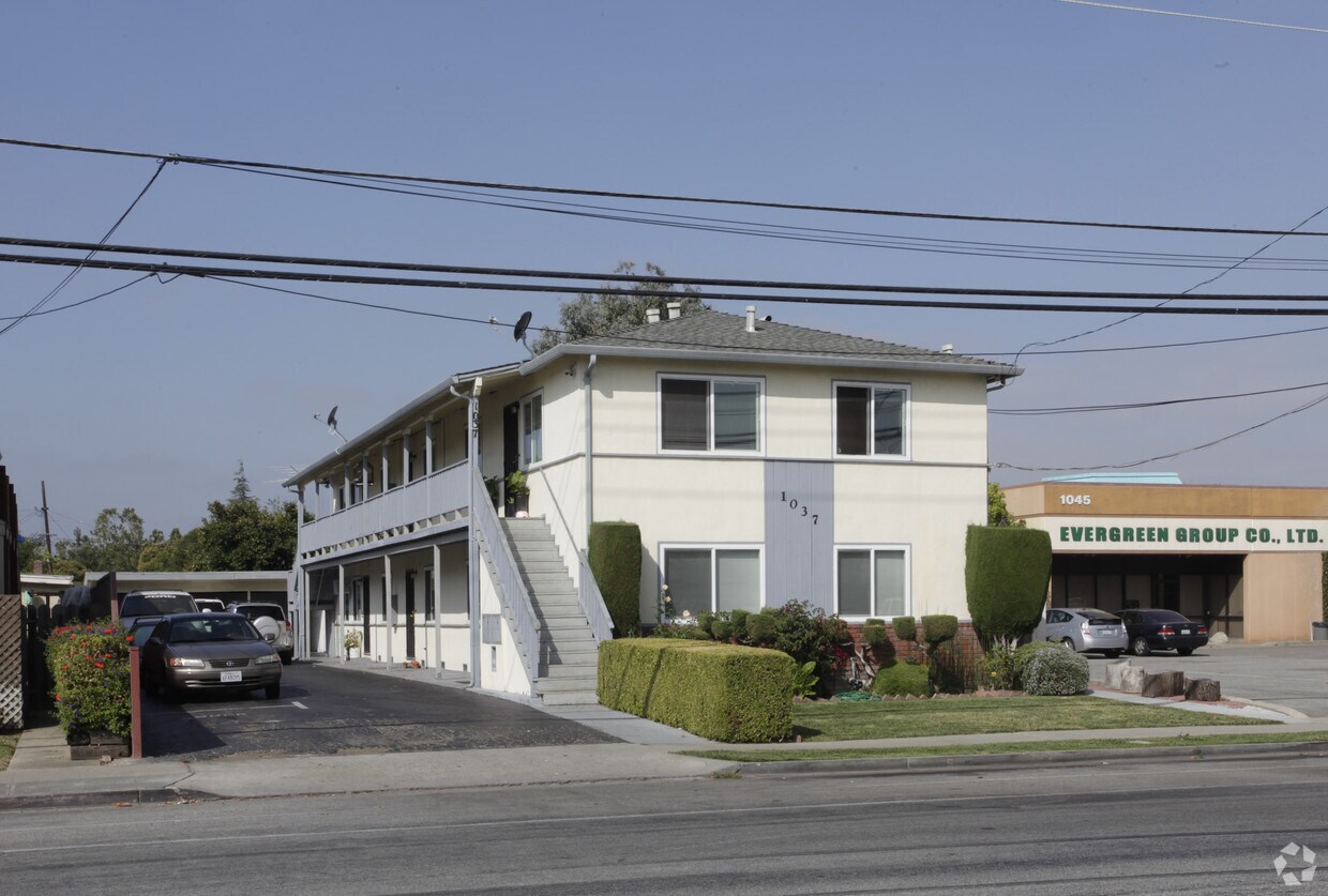 Primary Photo - 1037 N 7th St