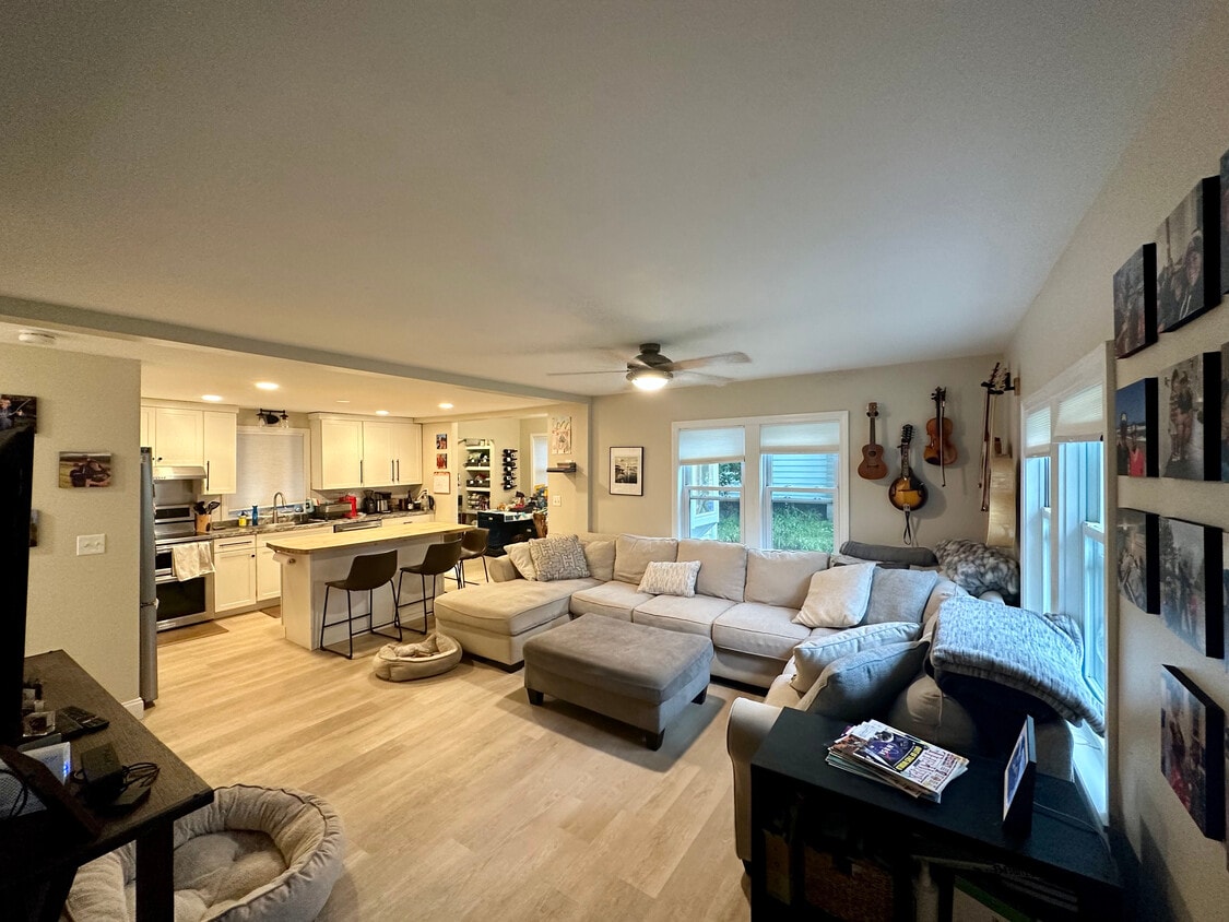 30 Pine St, South Burlington, VT 05403 House Rental in South Burlington, VT