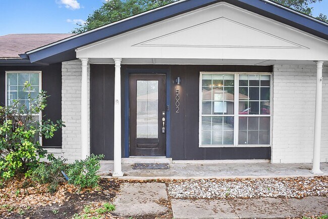 Building Photo - 5002 Crusade Dr
