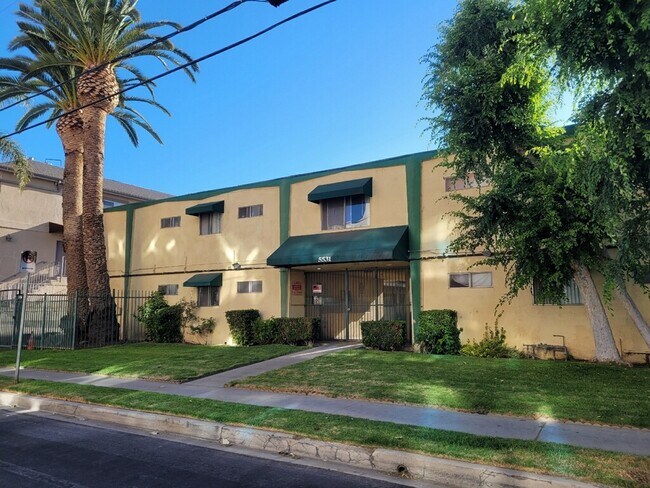 Building Photo - 5531 Fulcher Ave