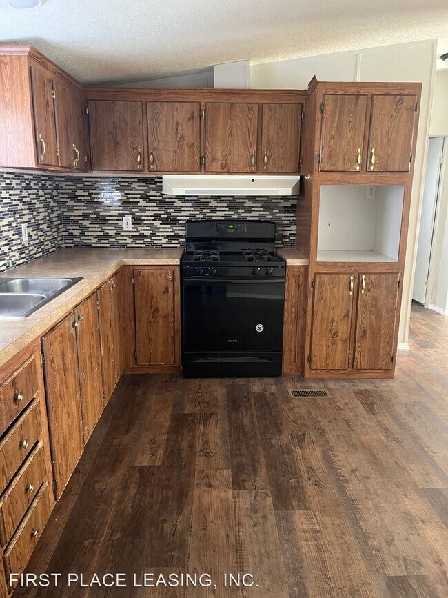 Foto del edificio - 3 br, 2 bath House - 1512 S. Avenue E Pl