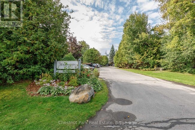 Building Photo - 12-412 Dawson Dr