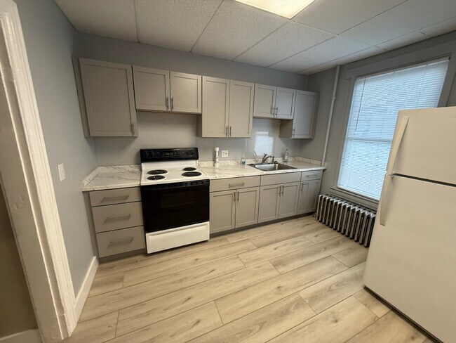 Foto del edificio - 762 Main St