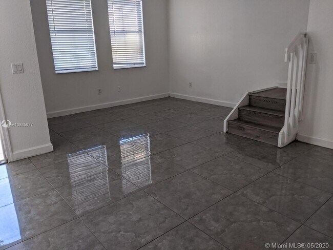 Foto del edificio - 3926 SW 157th Ave 223 Miramar Fl 33027