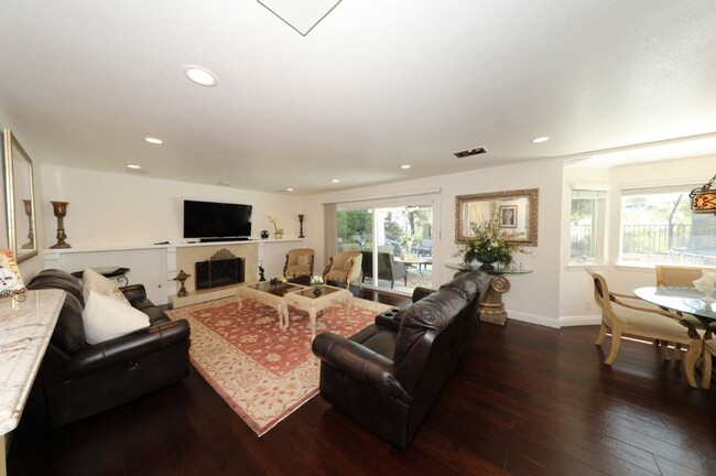 Building Photo - Furnished in Laguna Niguel