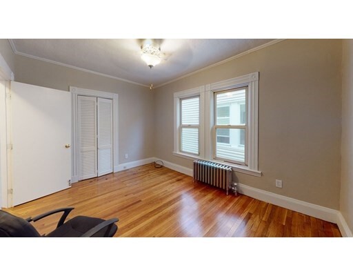Foto del edificio - 271 Washington St