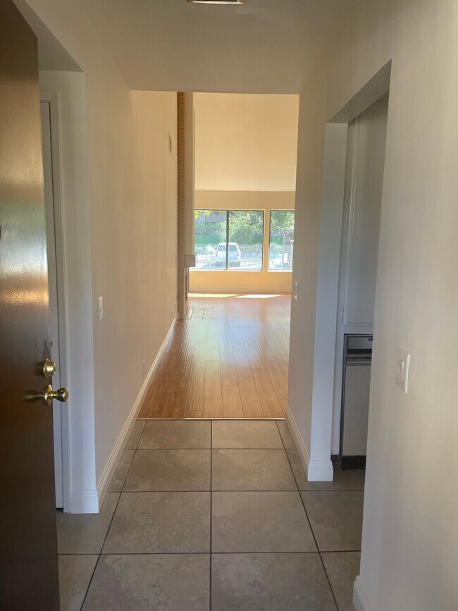 Foto del edificio - 2500 E Willow St