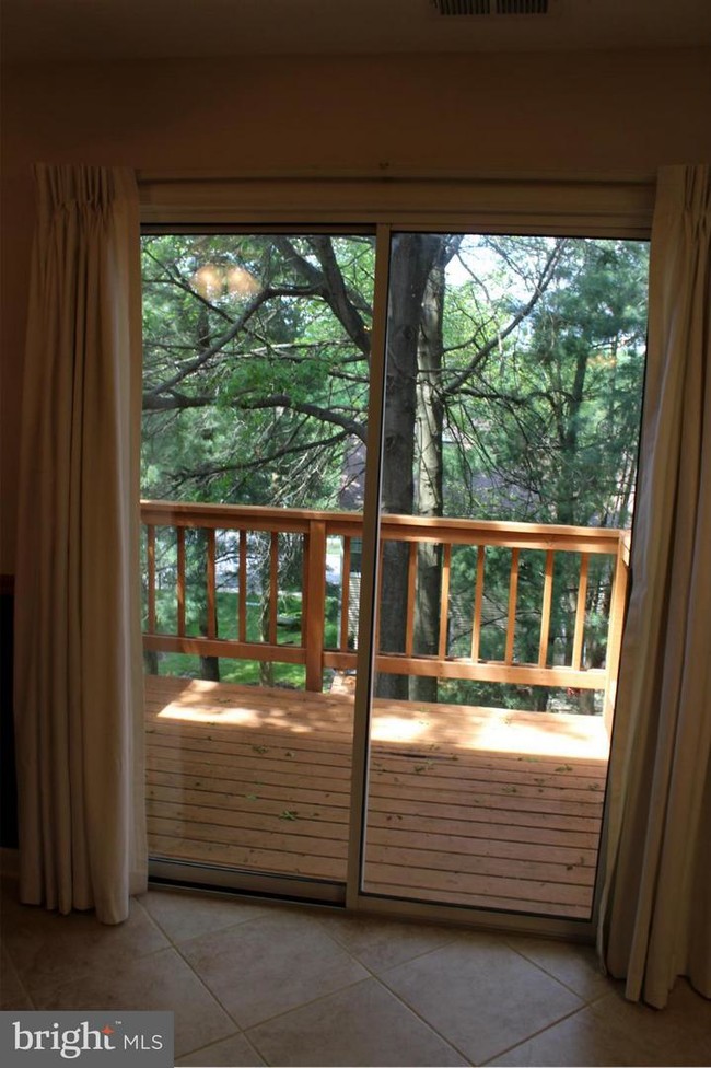 Building Photo - 4900 Dorsey Hall Dr