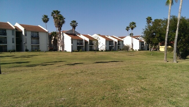 Building Photo - 1325 S 77 Sunshine Strip