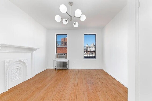 Foto del edificio - 242 Mulberry St