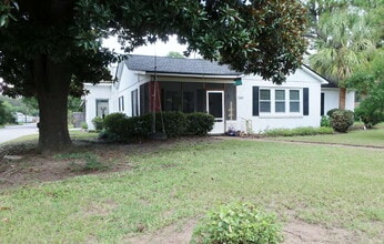 Building Photo - 2102 E 37th St