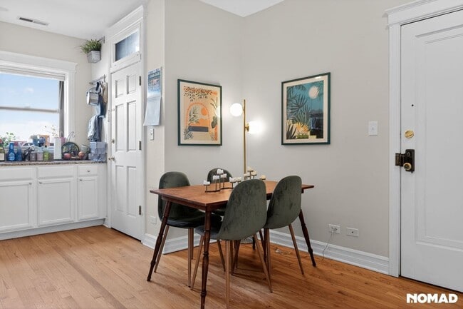 Foto del edificio - 4617 N Paulina St