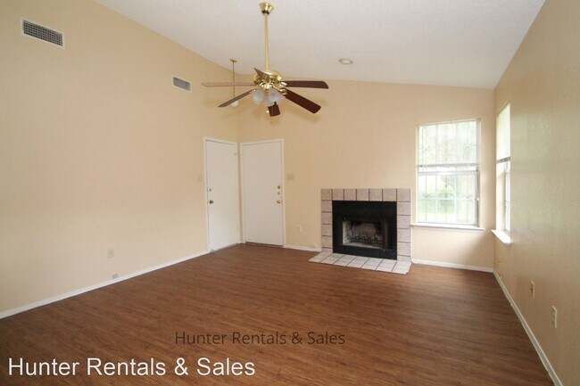 Foto del edificio - 3 br, 2 bath House - 1703 Dickens