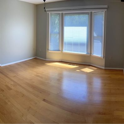 Building Photo - 9 Meadows Cir