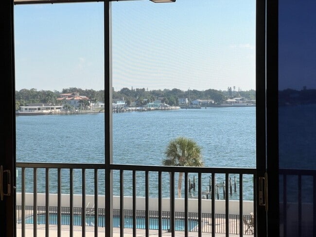 Building Photo - 7100 Sunshine Skyway Ln S Building Photo - 7100 Sunshine Skyway Ln S