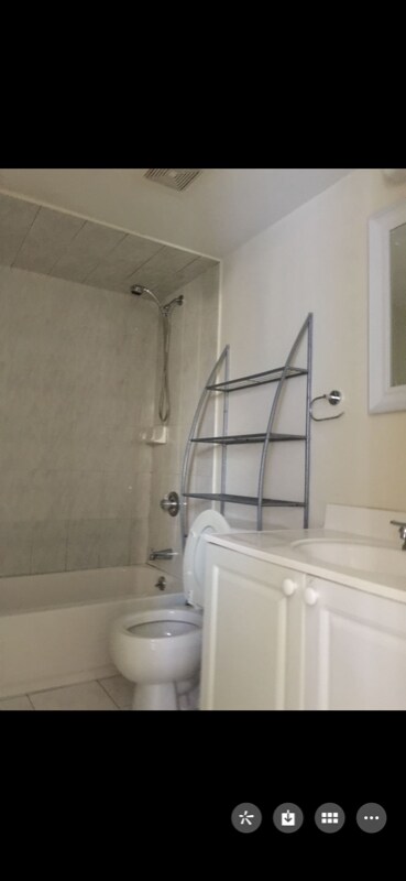 Foto del edificio - 61 Fillmore Ave