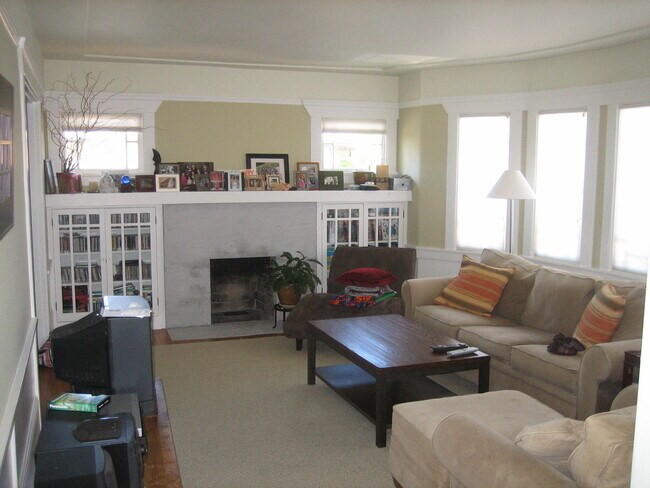 Foto del edificio - 1216 Channing Way