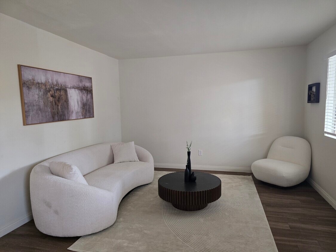 Foto principal - Canyon Vista Apartment Homes