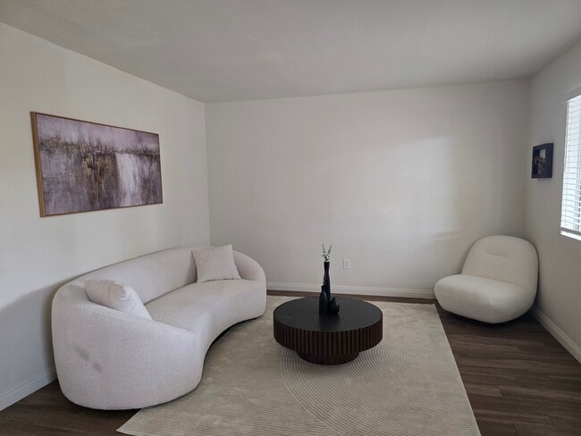 Building Photo - Canyon Vista Apartment Homes