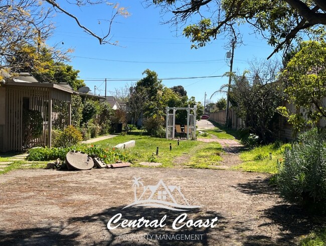 Foto del edificio - 0 E Newlove Dr