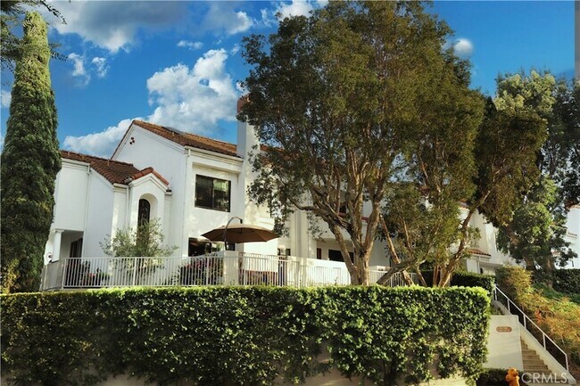 Building Photo - 7402 Coho Dr