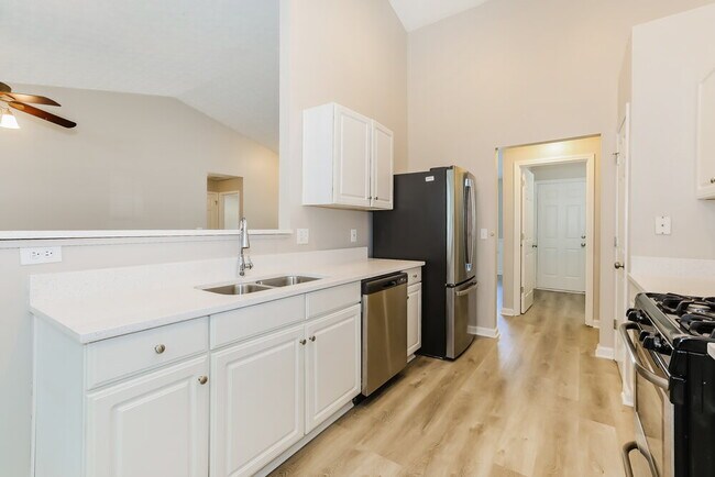 Building Photo - 2747 Wilding Green Ln