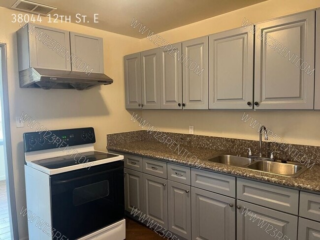 Building Photo - 38044 12th St E