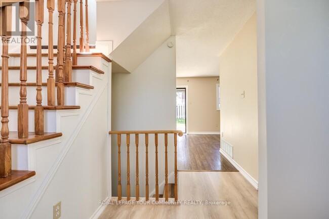 Building Photo - 146 Radford Dr